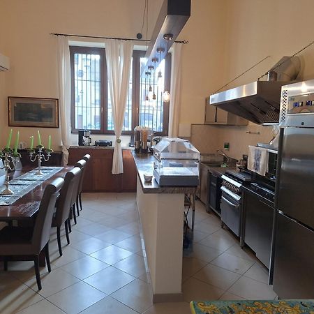 Dimora Charleston Lecce Parcheggio Privato In Loco Gratis Bed & Breakfast Luaran gambar